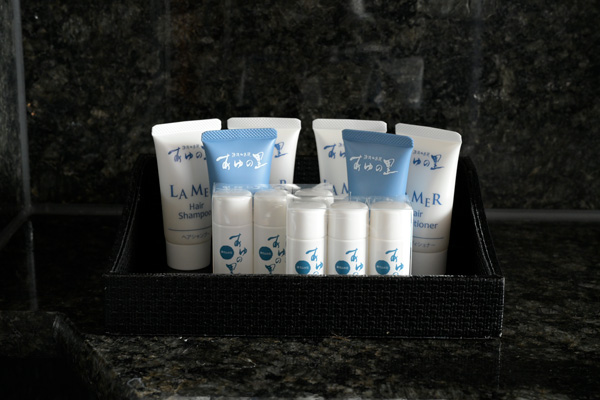 room_roten_sweet_amenities01